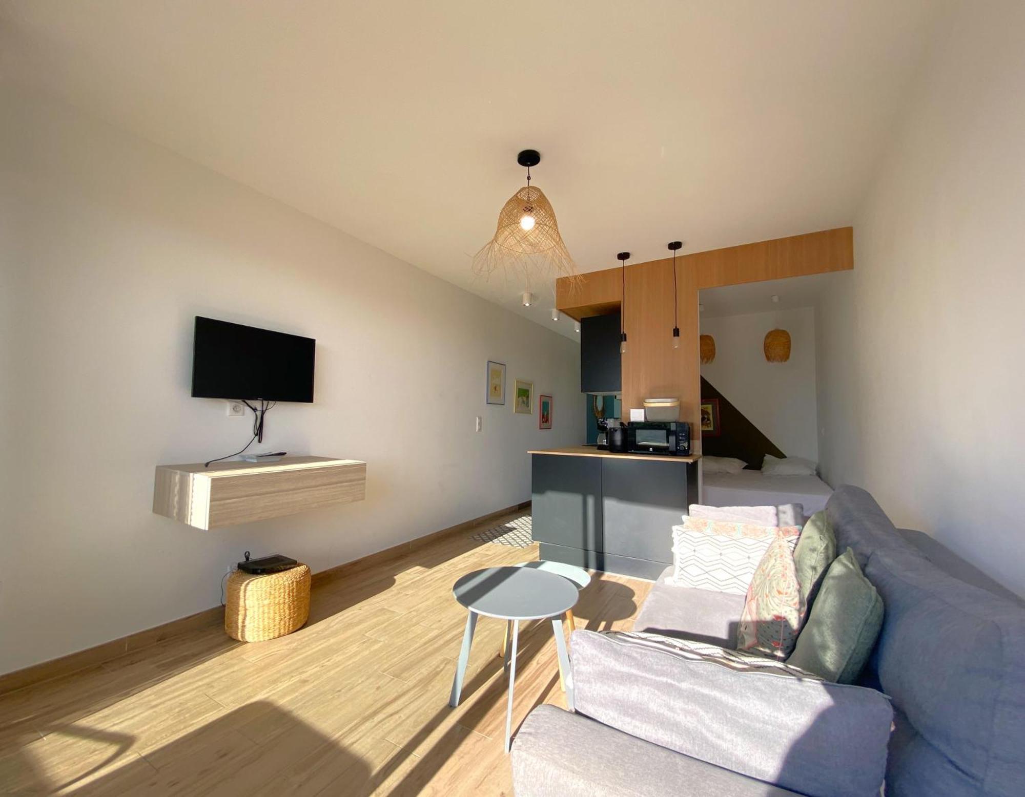 Vue Mer, Au Calme, Proche De Toutes Commodites Frejus